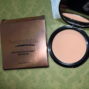 New Aesthetica sunset bronzer